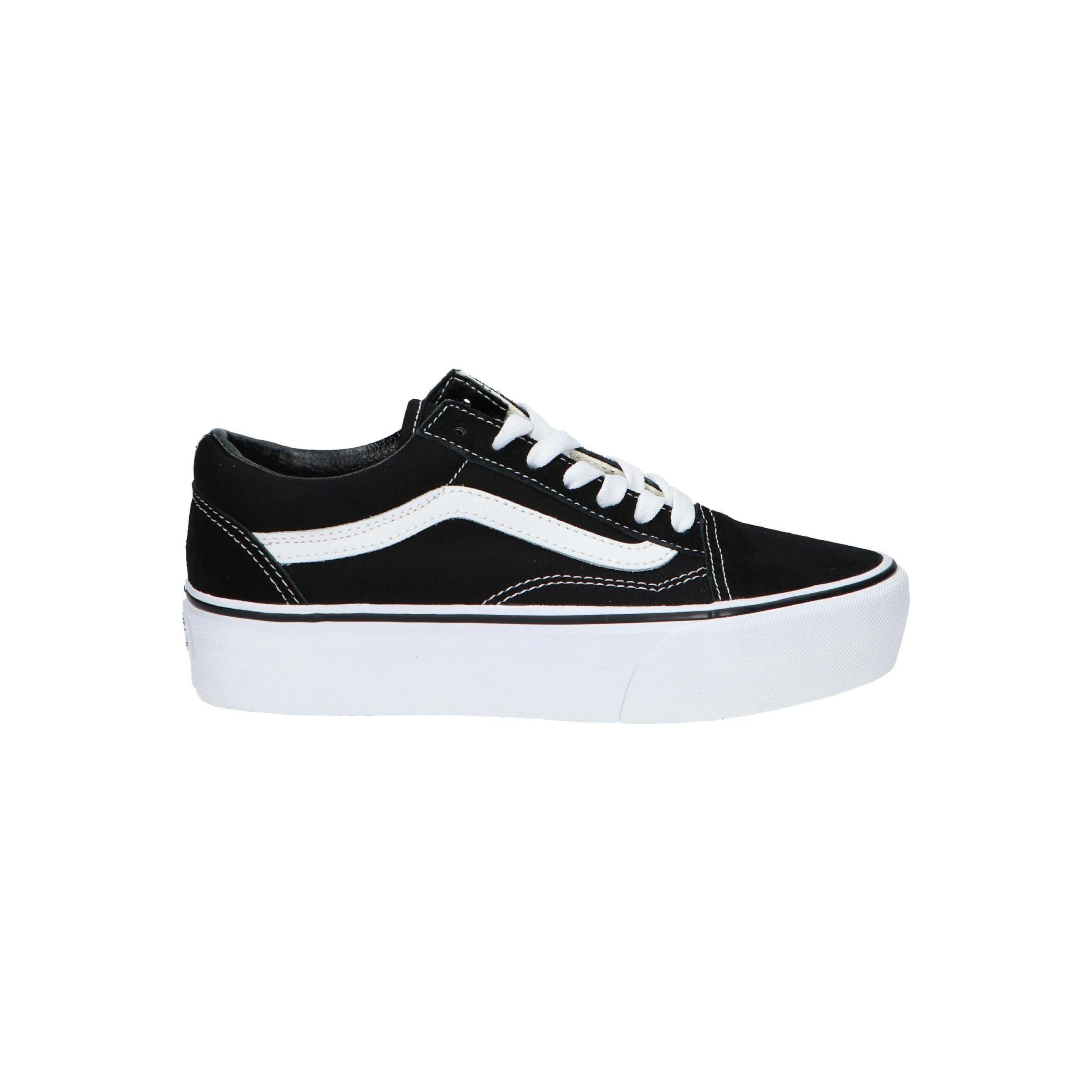 Zapatillas Casual Para Mujer Vans en color Negro