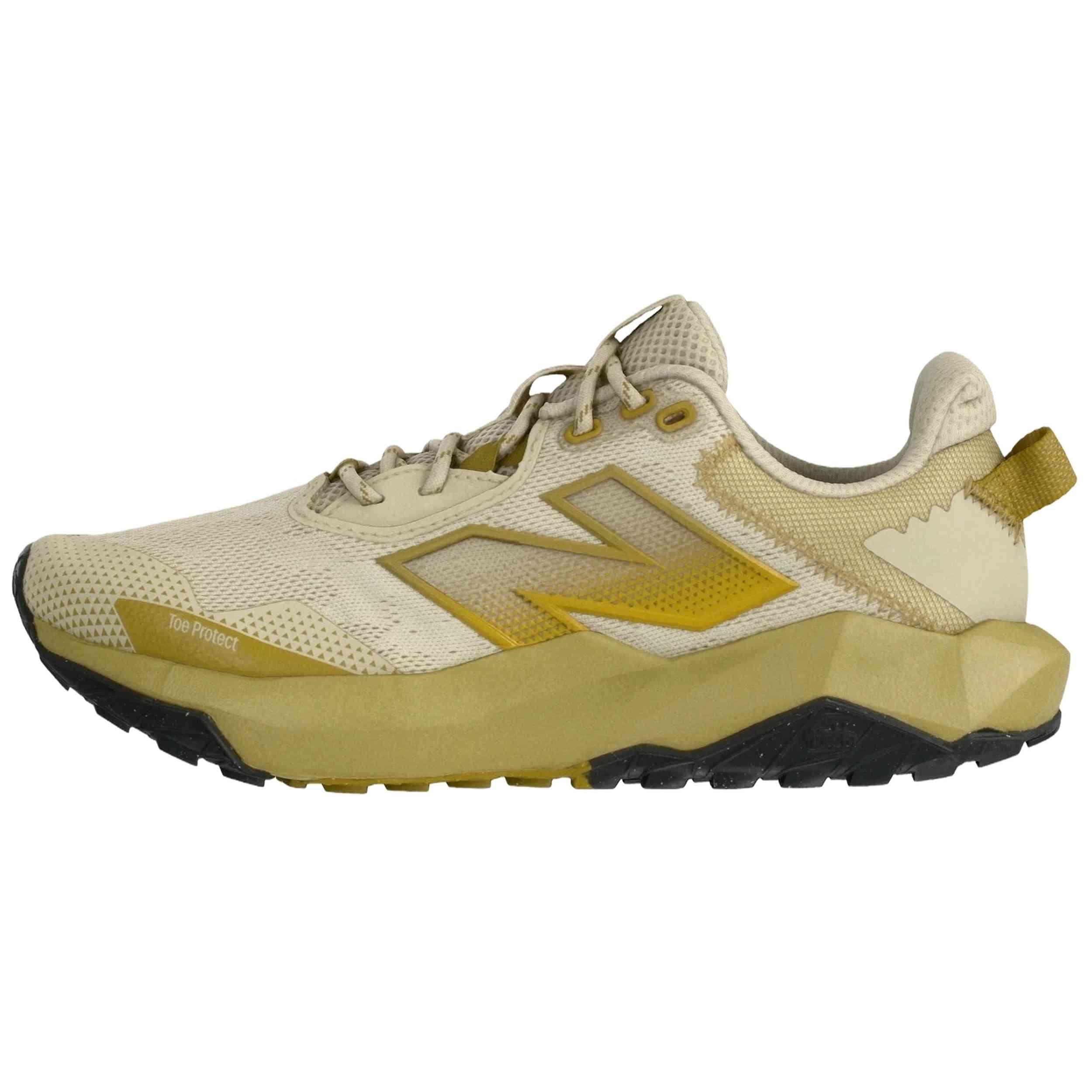 Zapatillas New Balance modelo WNTR2PA para Mujer en color Beige