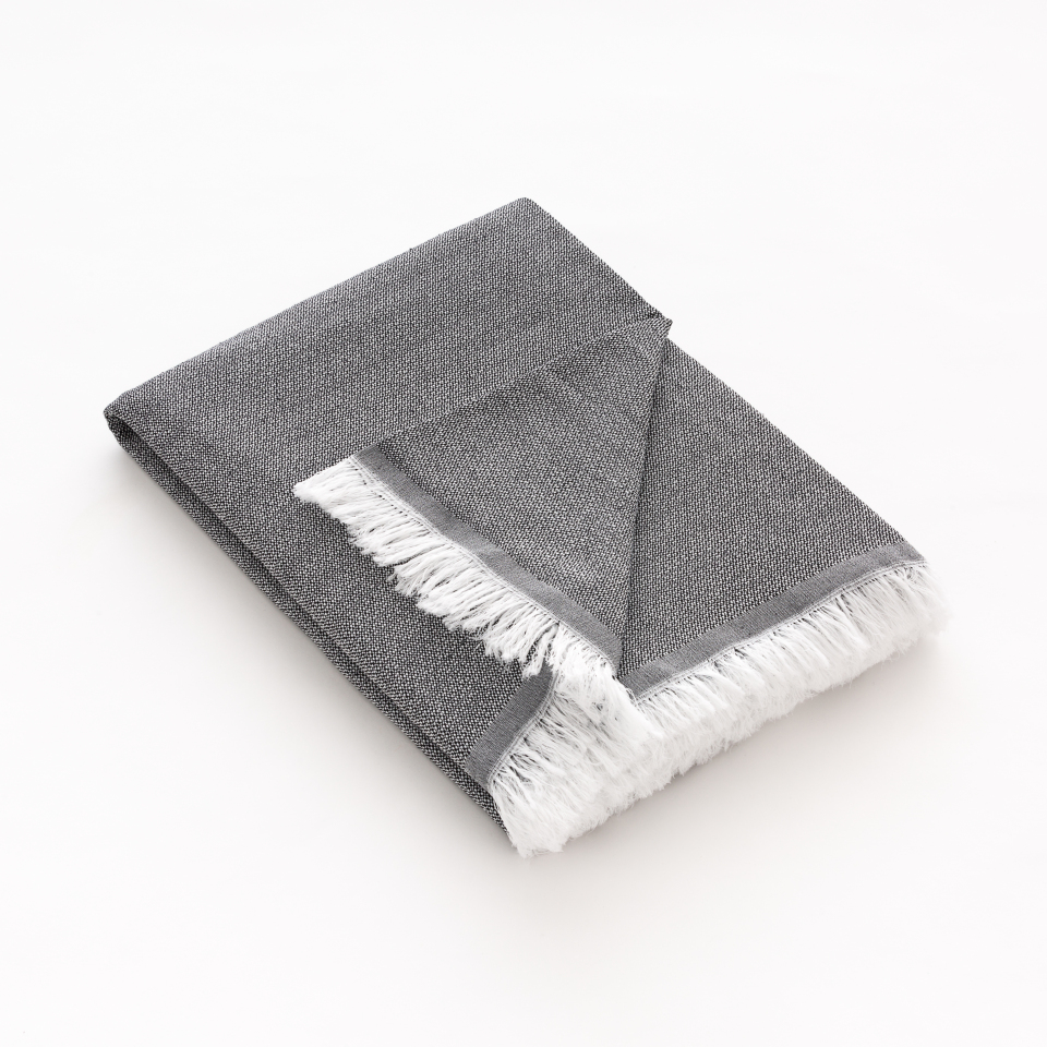 HIPERMANTA. Colcha Foulard multiusos 50% Algodón / 50% Poliéster Modelo LISO. Medida: 180x290 cm.