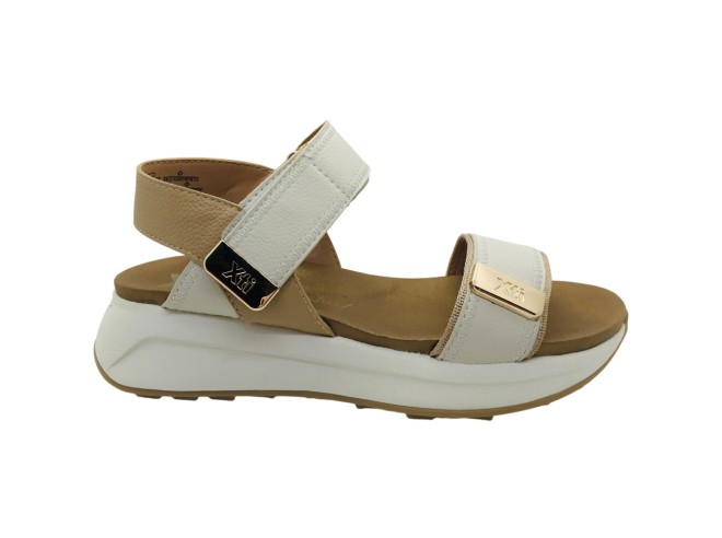 Sandalia Mujer Xti Primavera-Verano 2026 Beige: Elegancia
