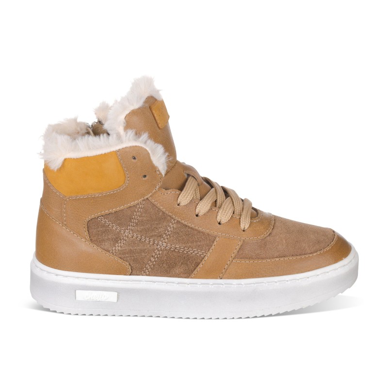 DEPORTIVO EN PIEL - CASUAL - DETALLE DE PELO - CHETTO