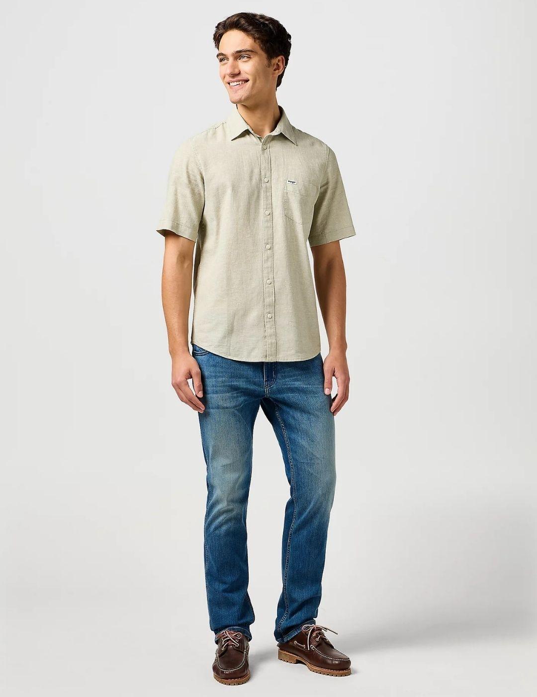 Pantalón Wrangler Greensboro Trail Tone Azul Hombre