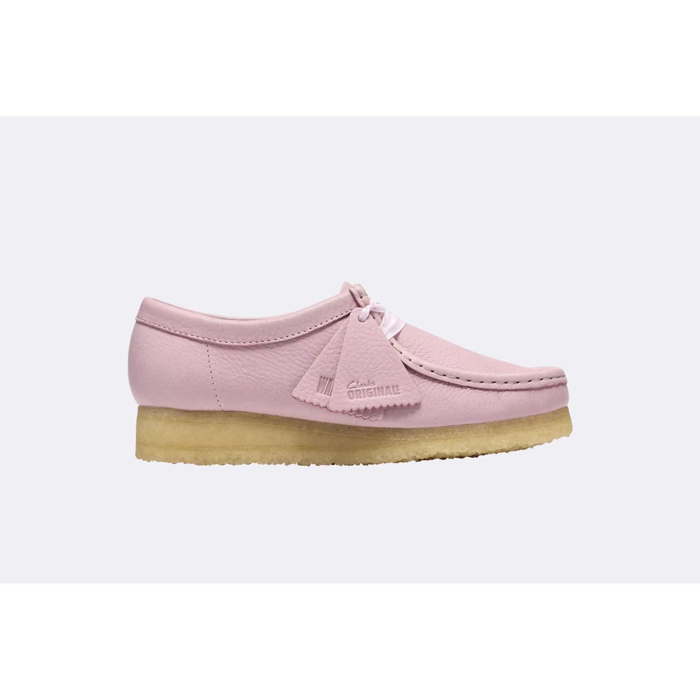 Zapatos Planos Clarks Originals Wallabee en Piel Rosada para Mujer con Doble Cordón y Forro a Cuadros