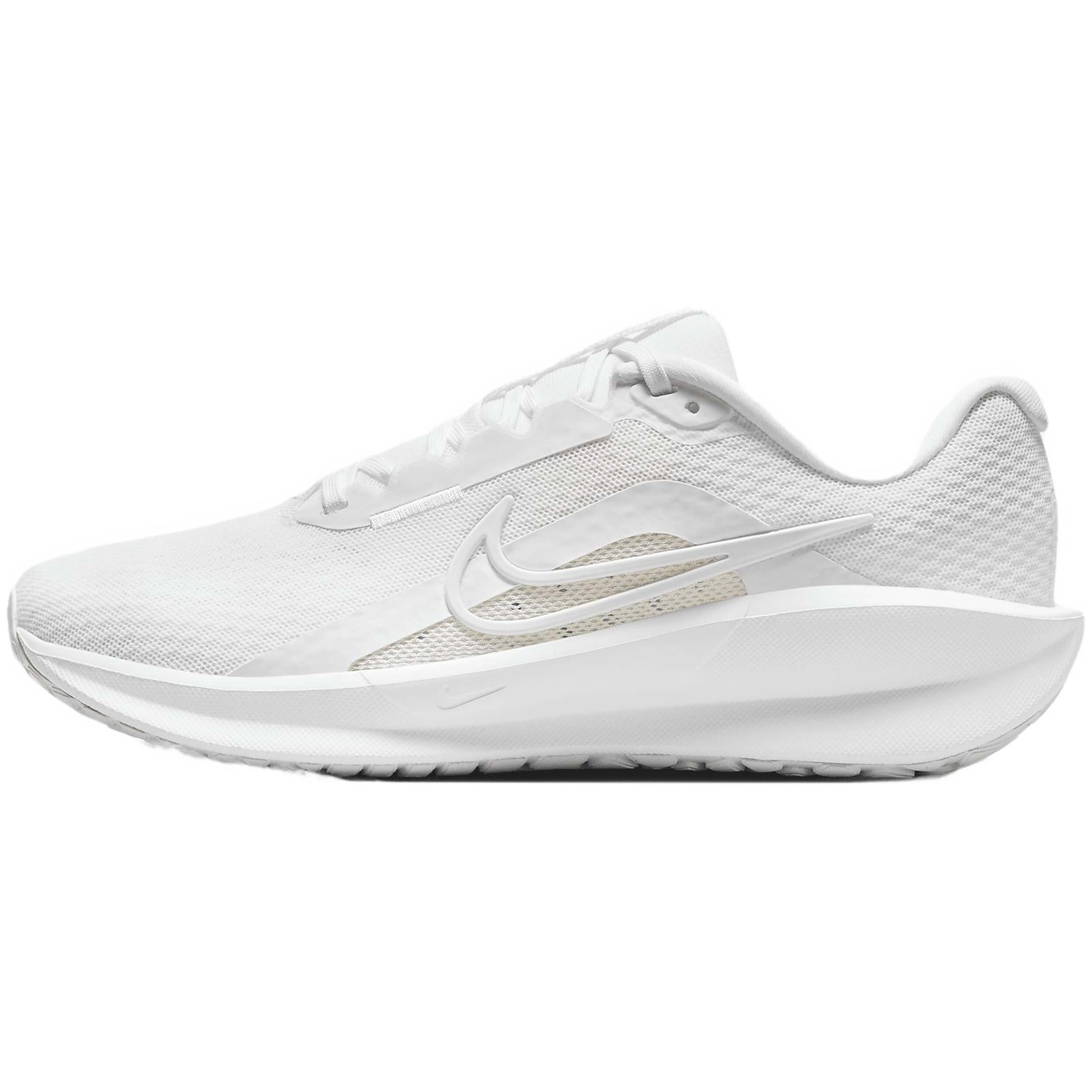 Zapatillas Nike Downshifter para mujer en color blanco