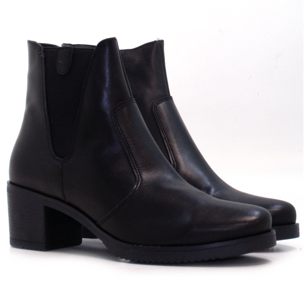 Botín CA-2093 Negro para Mujer en Piel Krust de ELODIE: Elegancia y Comodidad con Tacón de 55mm, Fabricado en España. Diseño Atemporal y Resistente con Acabado Envejecido, Ideal para Looks Urbanos y F