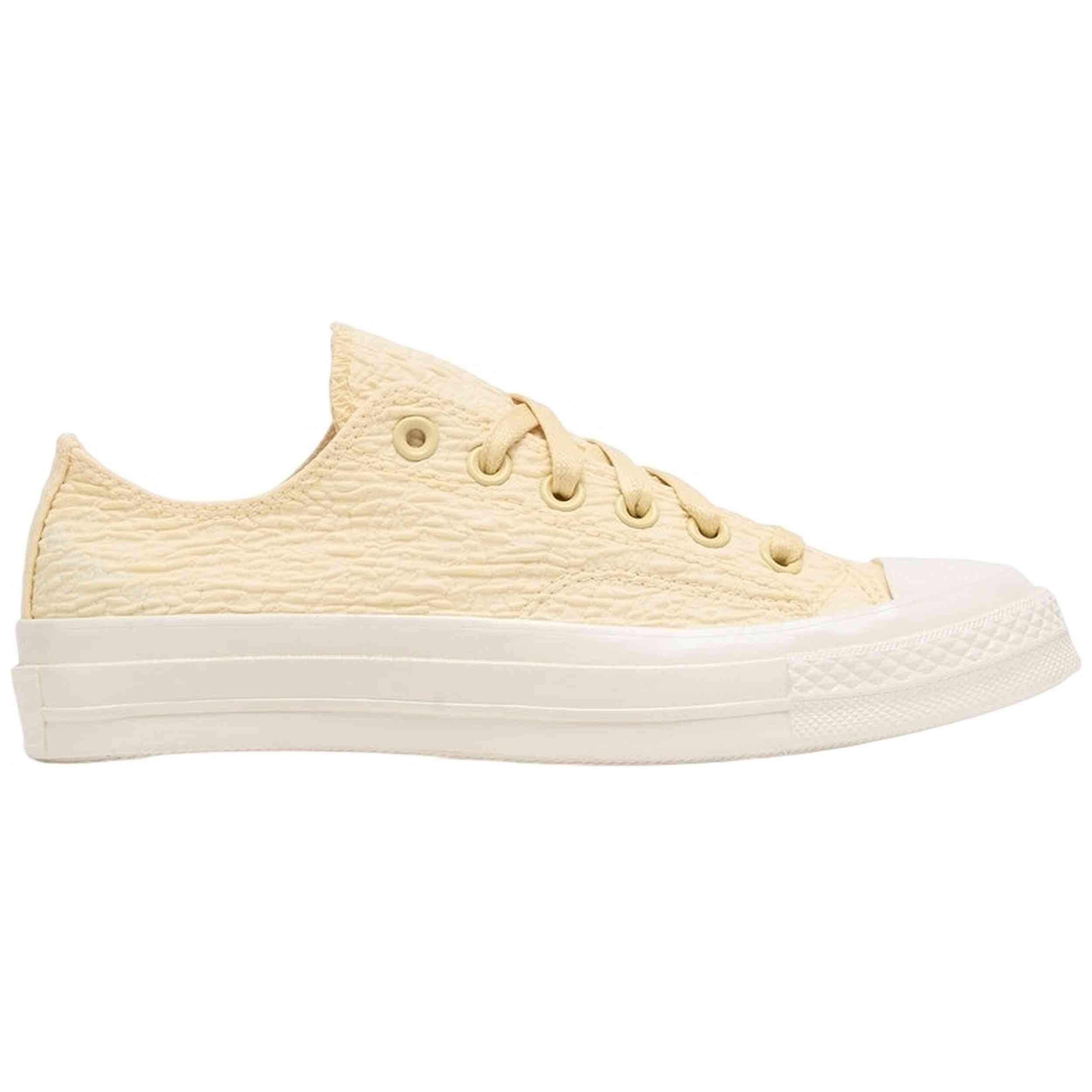 Zapatillas Converse modelo A19119C para Mujer en color Amarillo