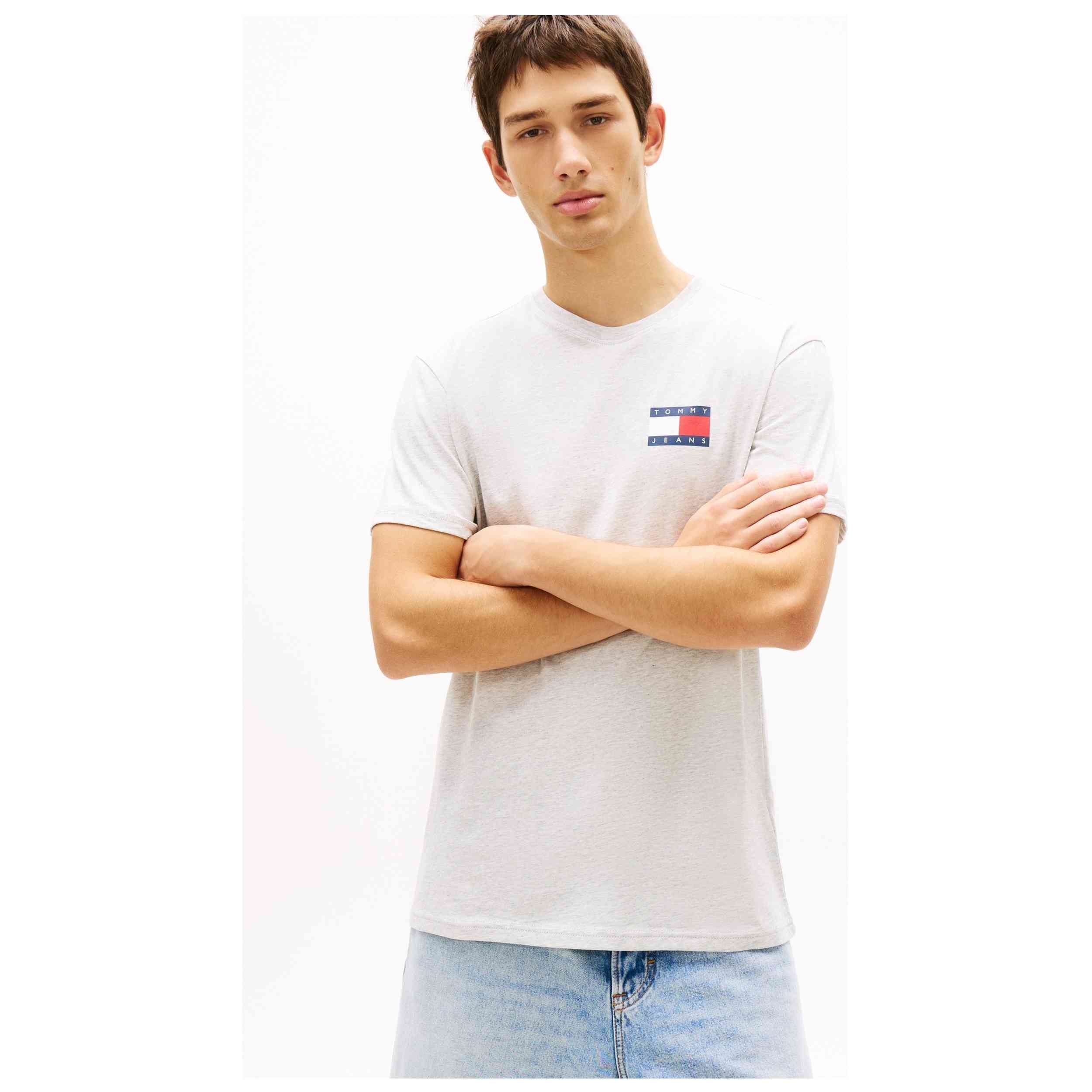 Camiseta De Manga Corta Tommy Hilfiger modelo TJM SLIM ESSENTIAL FLAG TEE EXT para Hombre en color Blanco