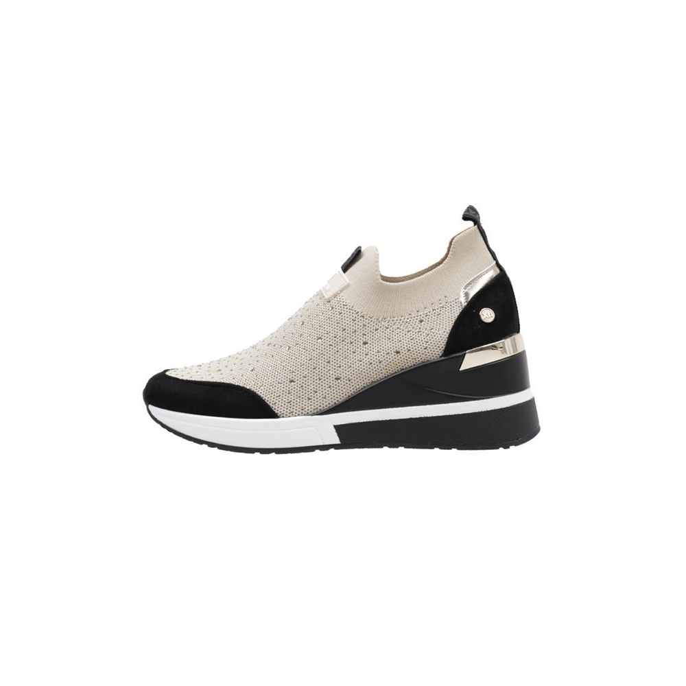 Zapatillas Xti 141575 Dorado Mujer Autumn/Winter 23 - Diseño de Moda