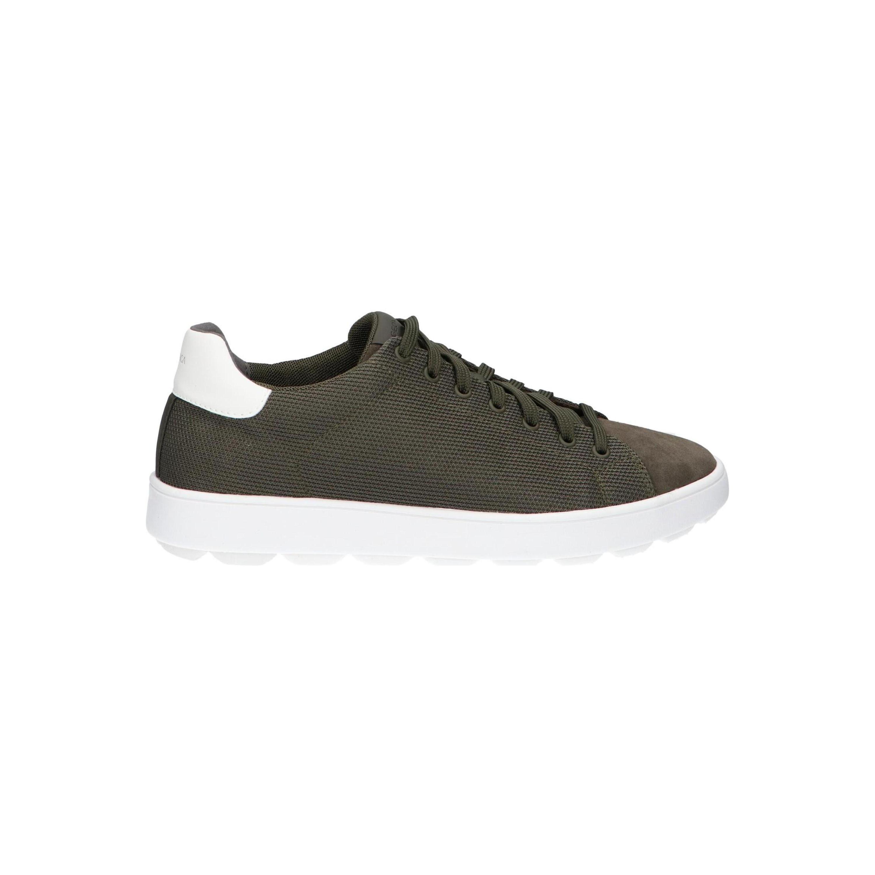 Geox men's casual sneakers in gray, breathable canvas with textile lining, rubber sole, and cord closure, ideal for autumn-winter walking and versatile comfort in men's footwear.