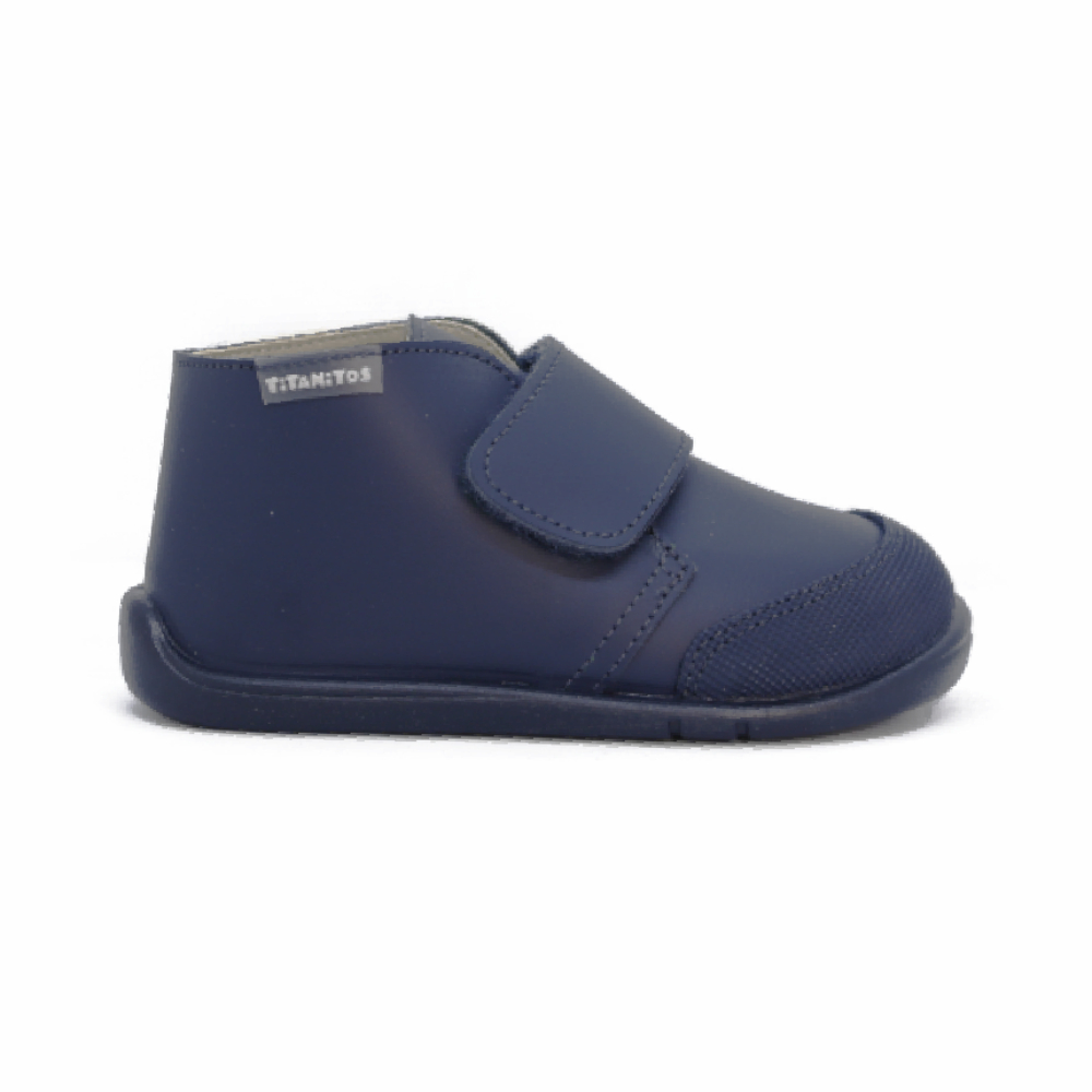 Zapatos Titanitos modelo B500 Manuel en color Azul