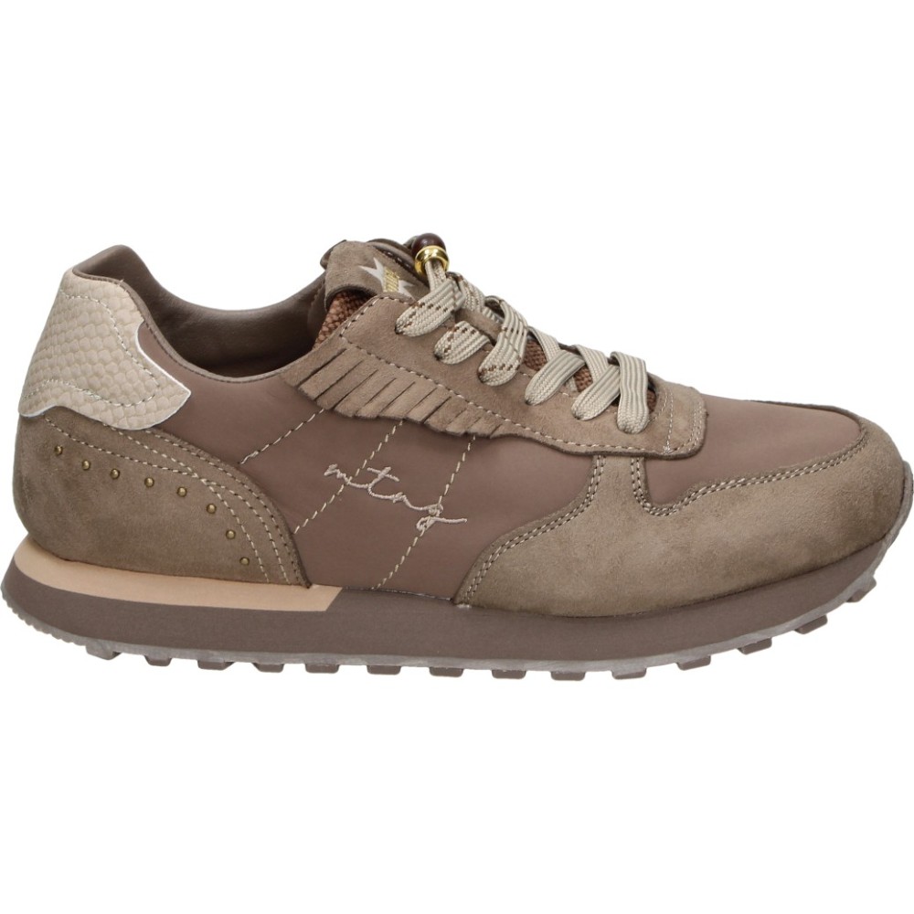 MTNG | Zapatillas Planas Mustang para Mujer – Deportivas en Color Taupe – Sneakers con Cordones – Estilosas – Cómodas y Versátiles – Modelo 60056