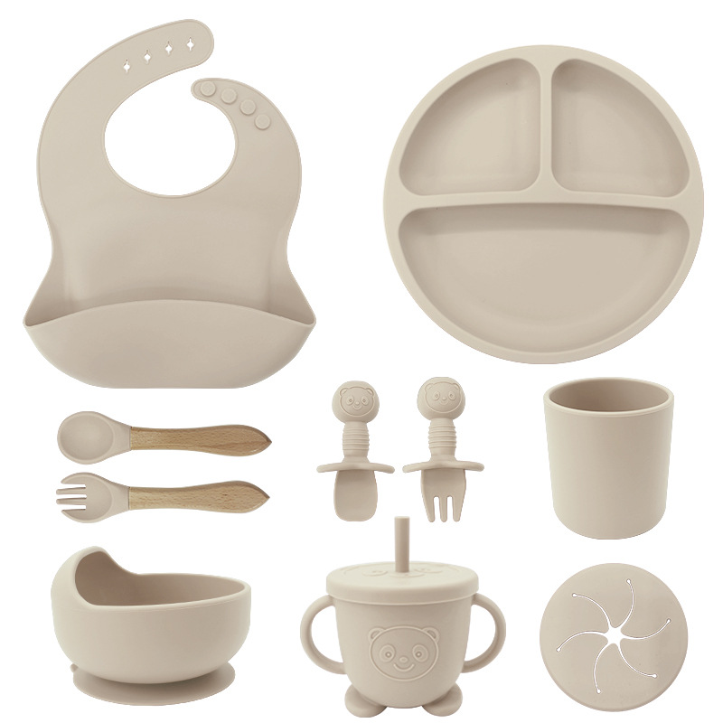 Vajilla de Bebé Silicona, 10 piezas de Vajilla Infantil, Cuadertos con Plato Sucker, Plato Bebe Ventosa,Tenedor con Mango De Madera, ，Bebe de silicona, Babero Set vajilla silicona Bebe