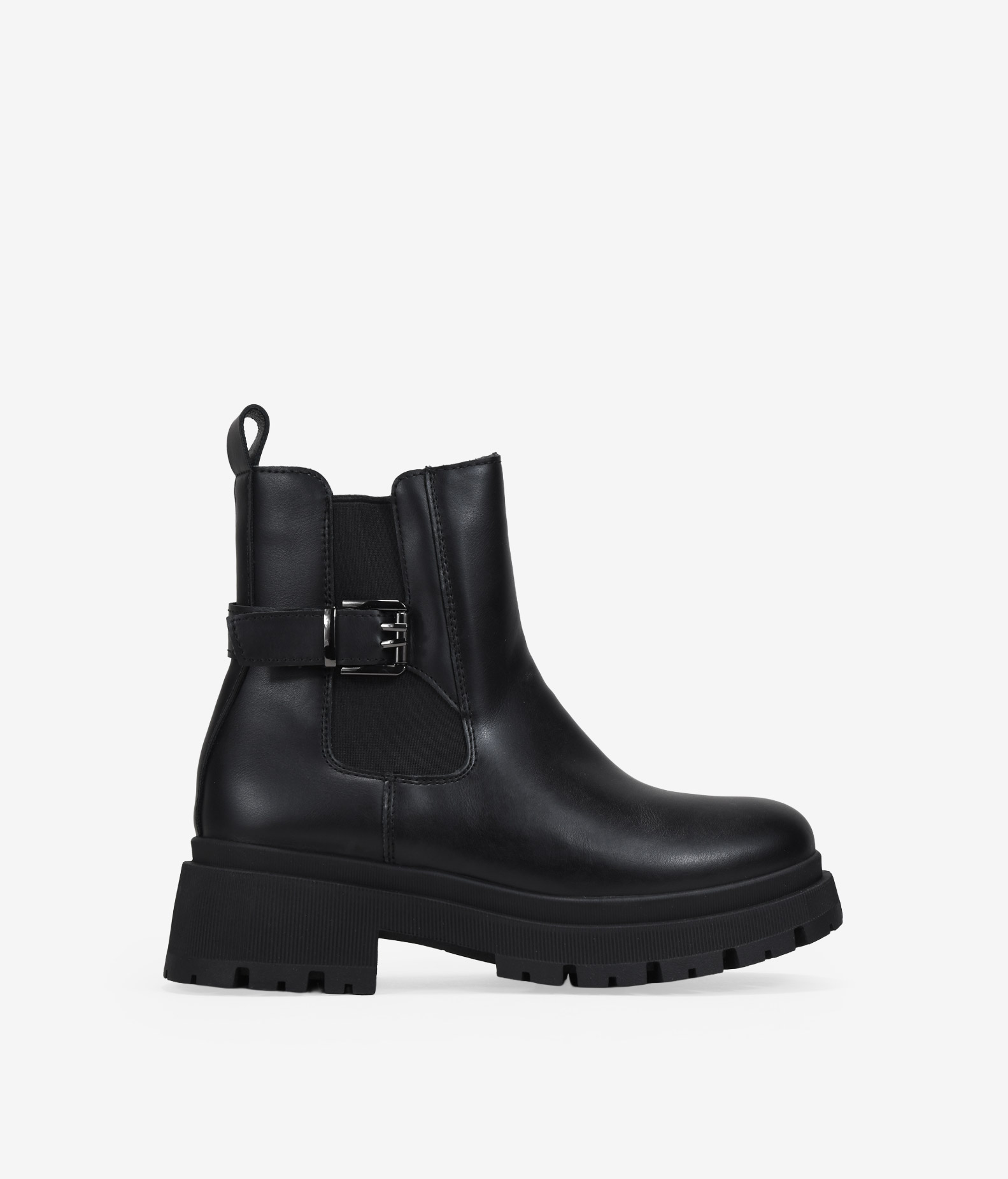Bosanova Botines de plataforma para mujer con elástico lateral, tira con hebilla decorativa y suela de volumen dentada. Cierre con cremallera interior.