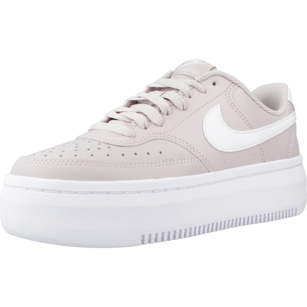 Zapatillas deportivas de Mujer Marca Nike Modelo Court Vision Alta