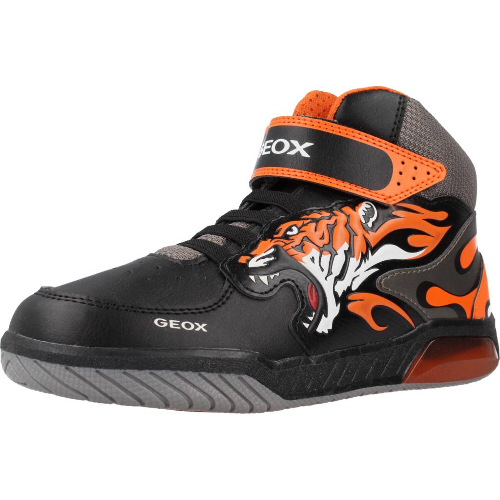 Zapatillas Niño Marca Geox Modelo J Inek B.
