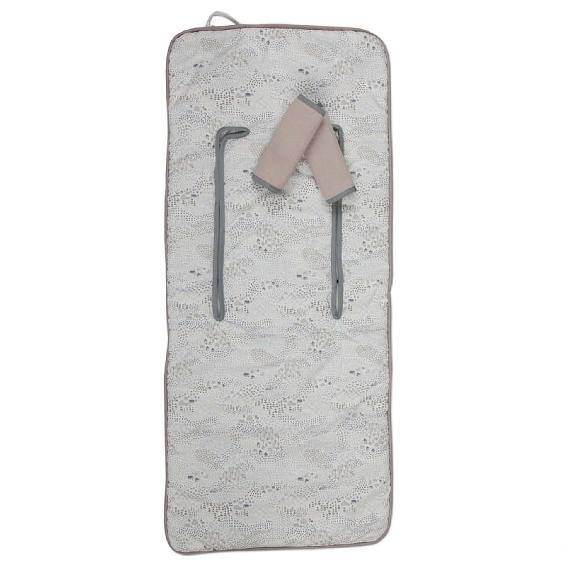 FUNDA COLCHONETA UNIVERSAL BABYLINE REVERSIBLE PARA SILLA DE PASEO LIGERA DE LA COLECCIÓN VILLAGE + CUBREARNÉS